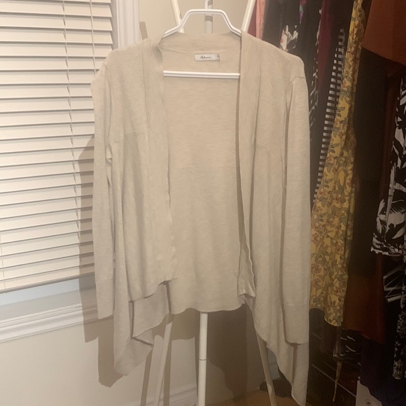 Asymmetrical vest - Picture 1 of 1